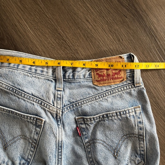 Levi's High Waisted Straight Jeans size 25 - Picture 8 of 10